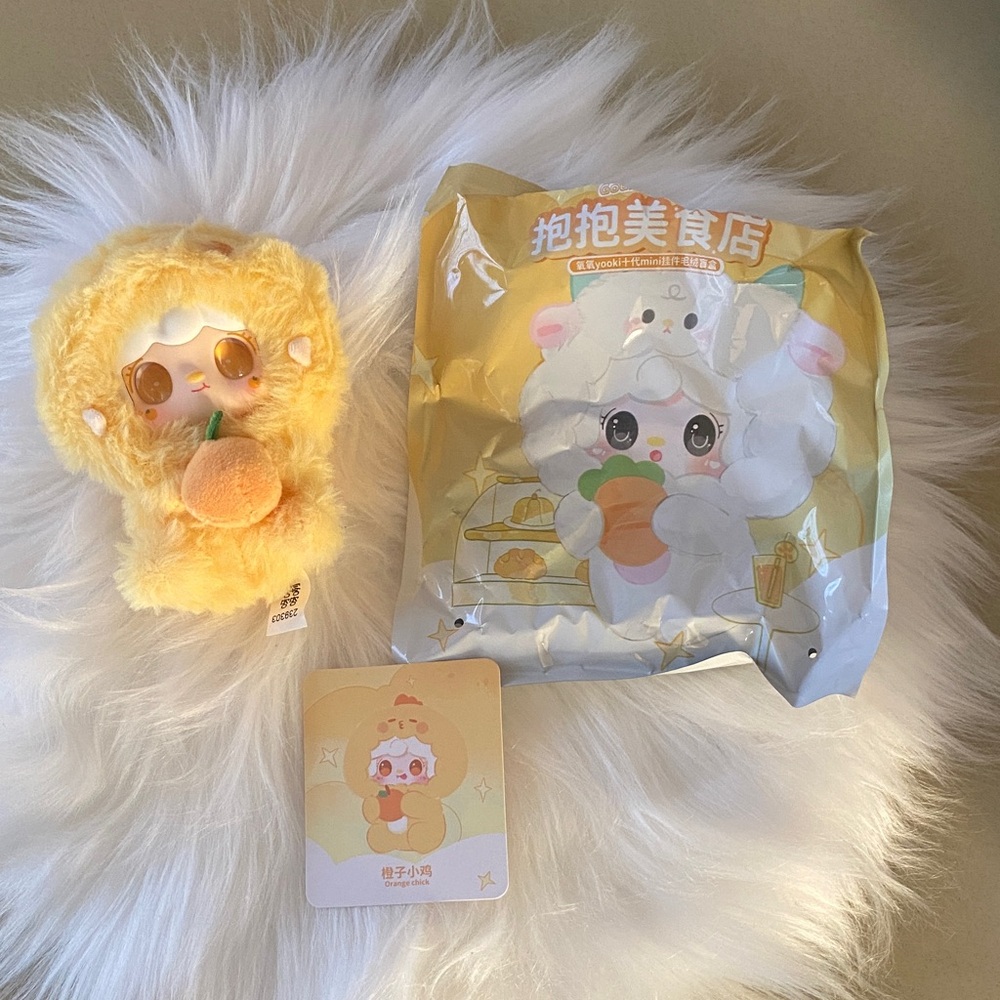 Yooki gourmet restaurant series confirmed plush vinyl keychain/ orange chick - Picture 5 of 11